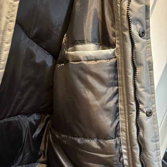 Misty Mountain Men’s Technical Performance Winter Parka (XL) - Picture 8 of 9